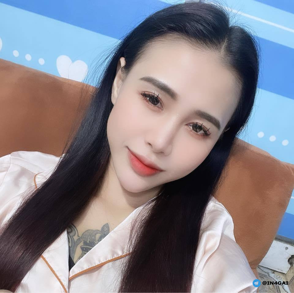 ✨Thiên Ý ✨ Không Che Mặt, Mình Đây, Chiều Khách Hết Mình