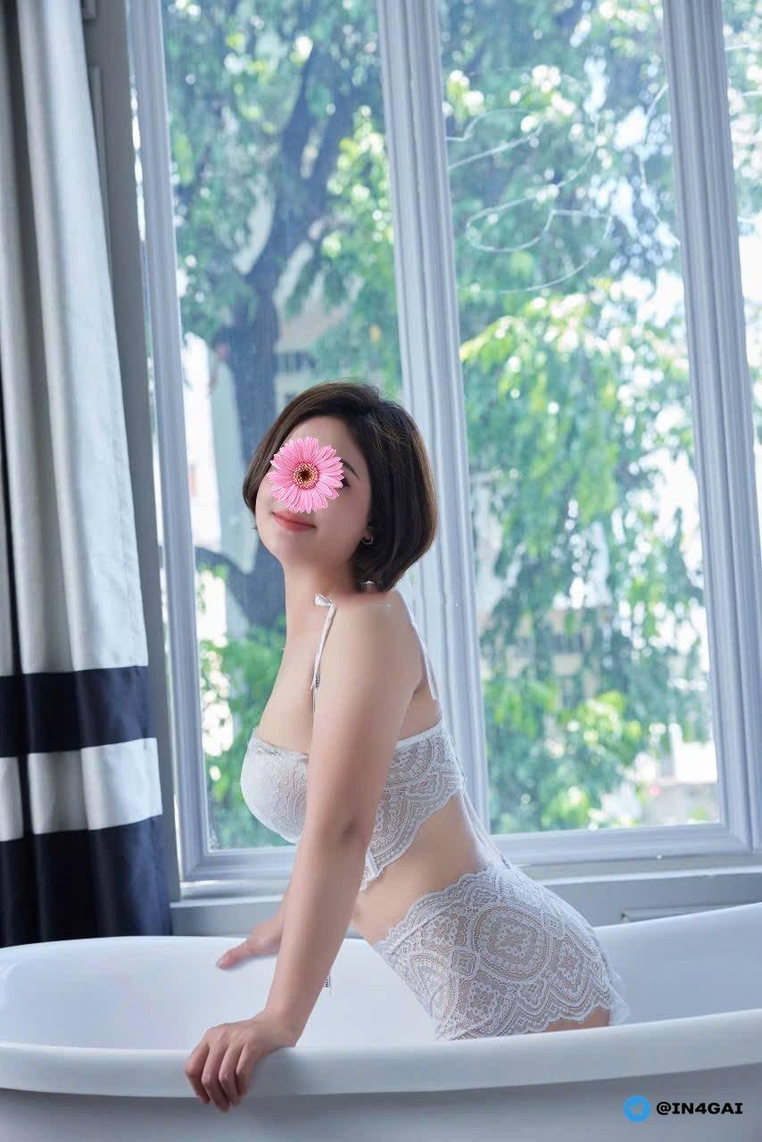 NGỌC ANH - Sexy dâm thần nữ - Body chuẩn - Dịch vụ càng chuẩn