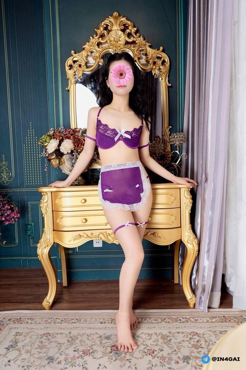 Huệ Chi - Loli Dâm Đãng, Giá Rẻ Cho Anh Em Xã Lũ