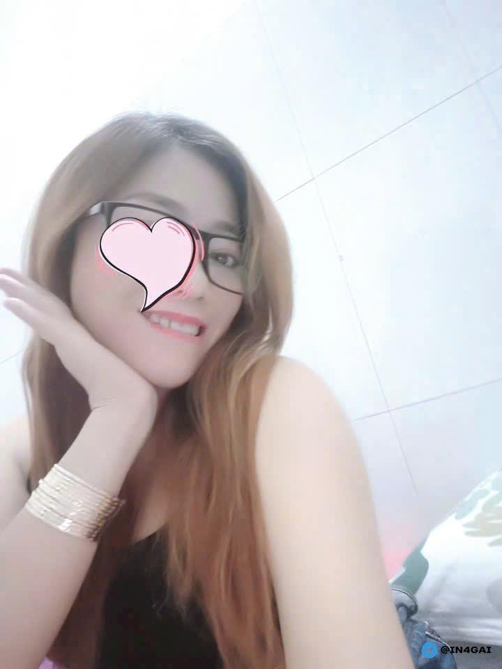 Yến Nhi - Gái dâm tình cảm, làm tình bao phê