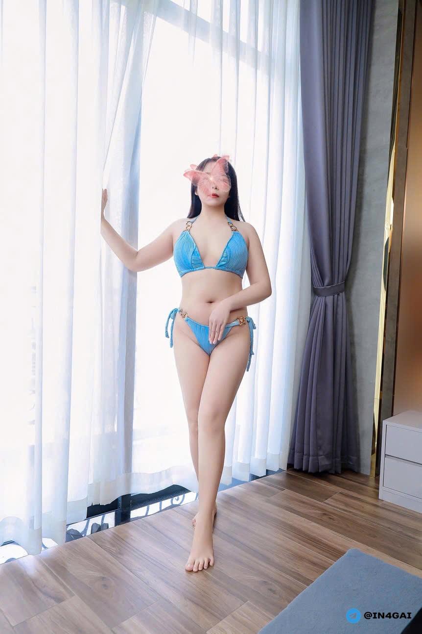 Mai Trinh - em gái miền Tây giá rẻ mông to doggy chống vã