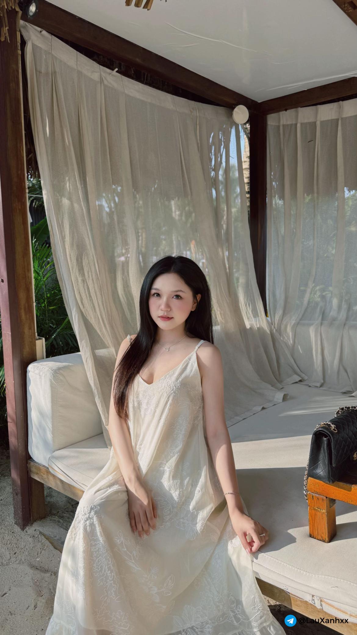 0334403221 Alo Em Đến Tận Khách Sạn Anh