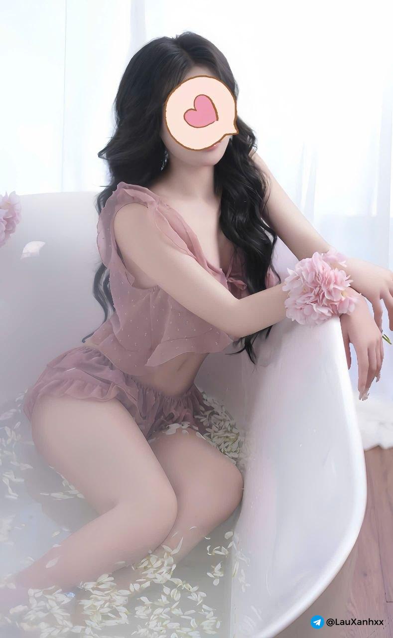 KIỀU TRANG - DÂM, CHIỀU KHÁCH LẮM NHA