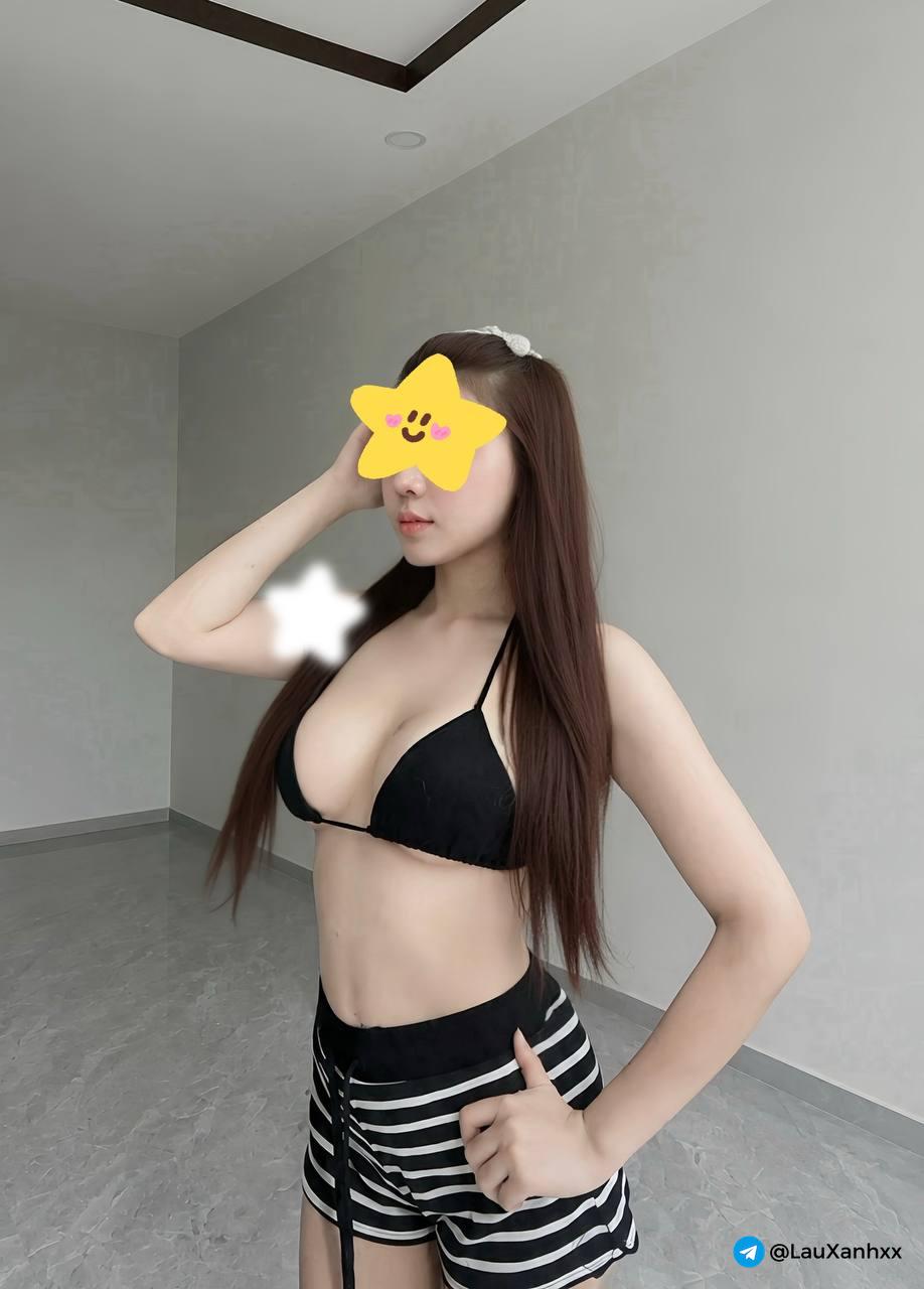 Linh Linh gái quê 2k4 vào đời.gặp là ghiền