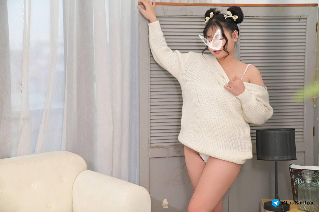 Hotgirl kiều Nhi - lần đầu lên sóng hàng ngon tuyệt đối