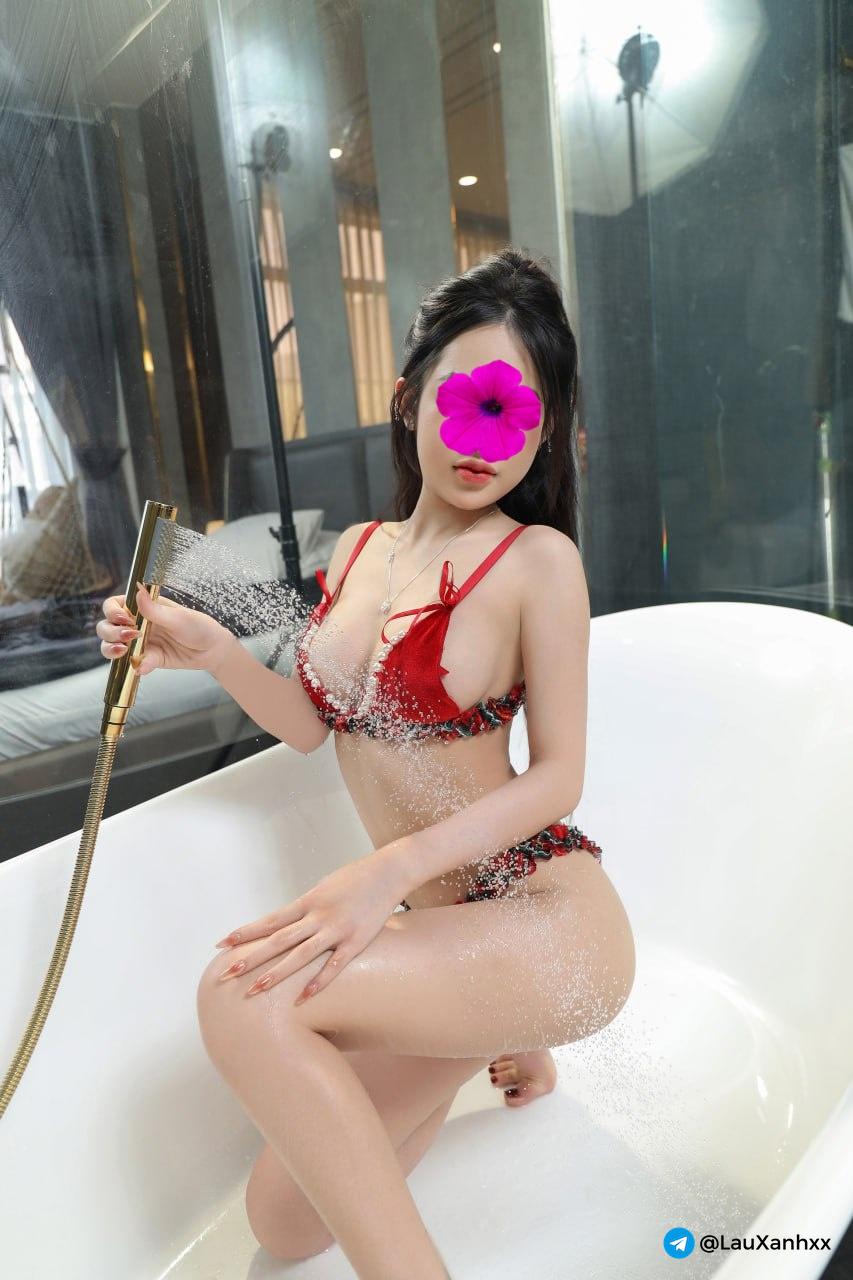 Hot Teen NGỌC HUYỀN 2k7 Non Tơ,Nhỏ Nhắn,Xinh Xắn,Dễ Thương