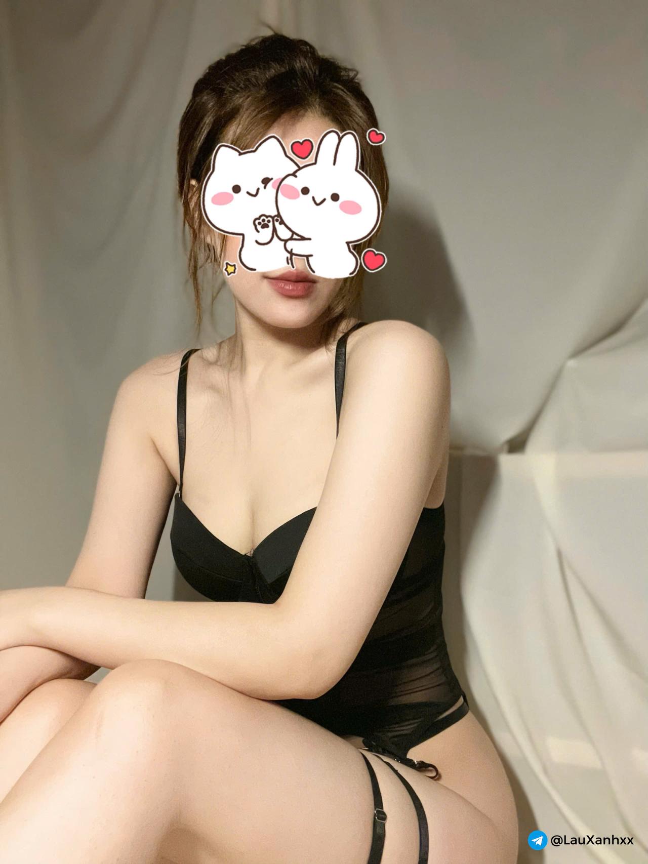 GÁI NON XINH TIỂU VY_ MẶT ĐẸP TỰA THIÊN THẦN_ BODDY BÁ CHÁY _LÀM TÌNH SIÊU PHÊ