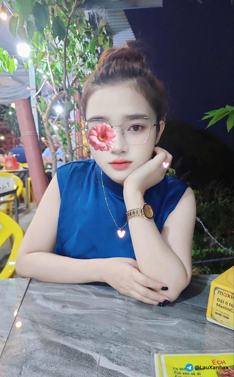 Phương Nhi ✅ đẳng cấp gái dâm, mới vào nghề anh em đến ủng hộ nhé