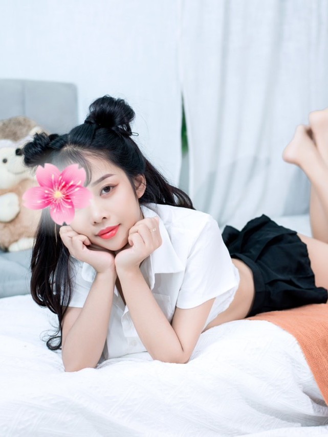 THANH TRÚC - Em gái dâm, chiều lòng khách