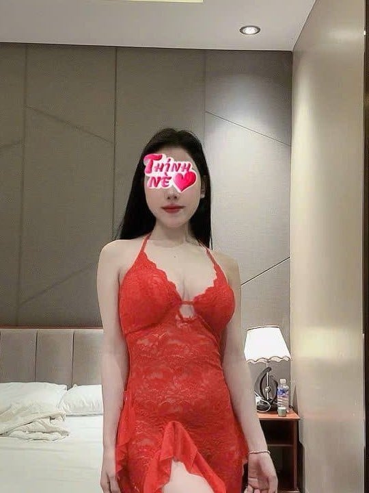 Tú Anh mông bự vú to – nhìn phát muốn đè ra chịch luôn