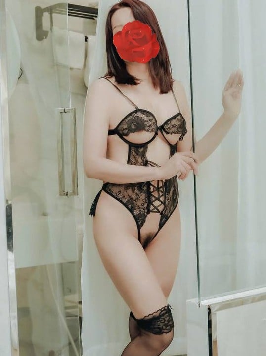 Hoài An – Cô Ả Dâm Đãng Phục Vụ Anh Em