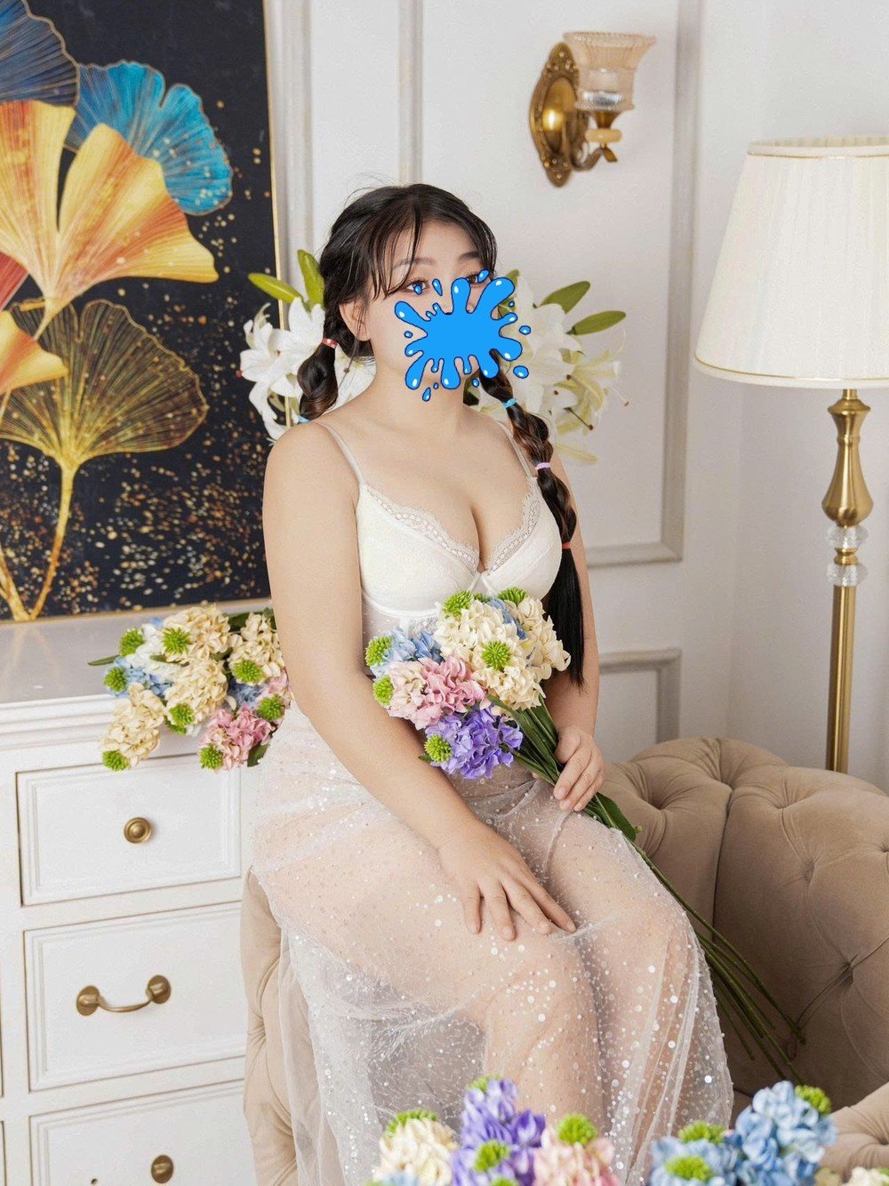 Mai Hoa – em hàng biết massage, làm tình ngon