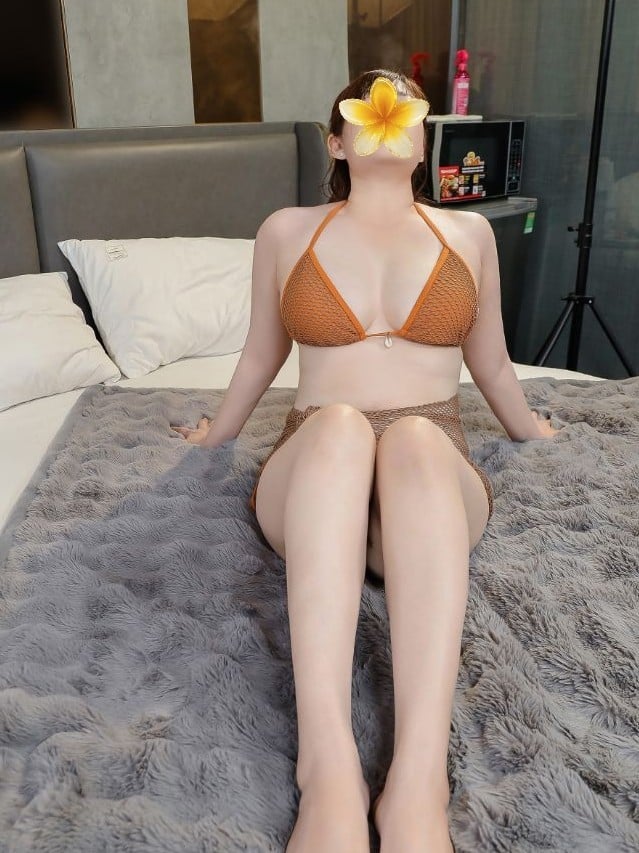 Thu Nhi - Gái miền Tây, body đẹp trong tầm giá