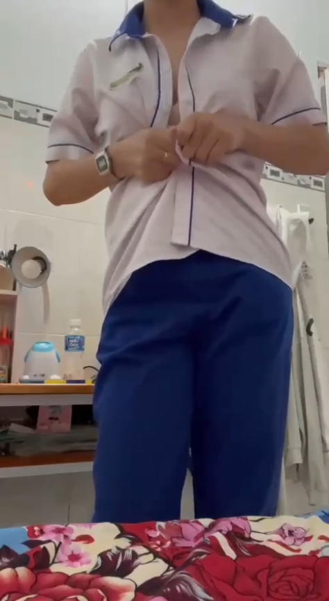 女学生抠阴