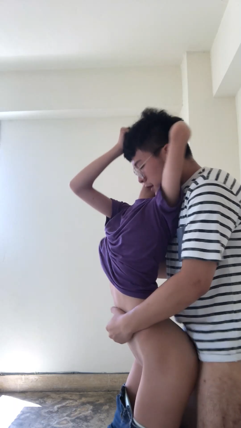 Cặp đôi trẻ địt nhau cực cuốn