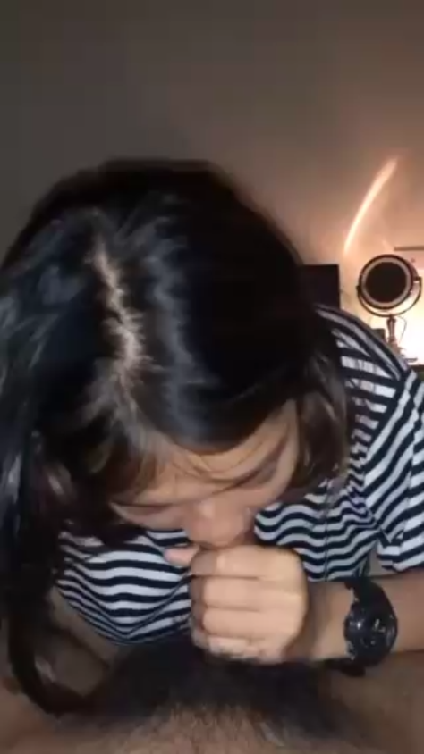 Đc em ny bú cặc cho cực phê