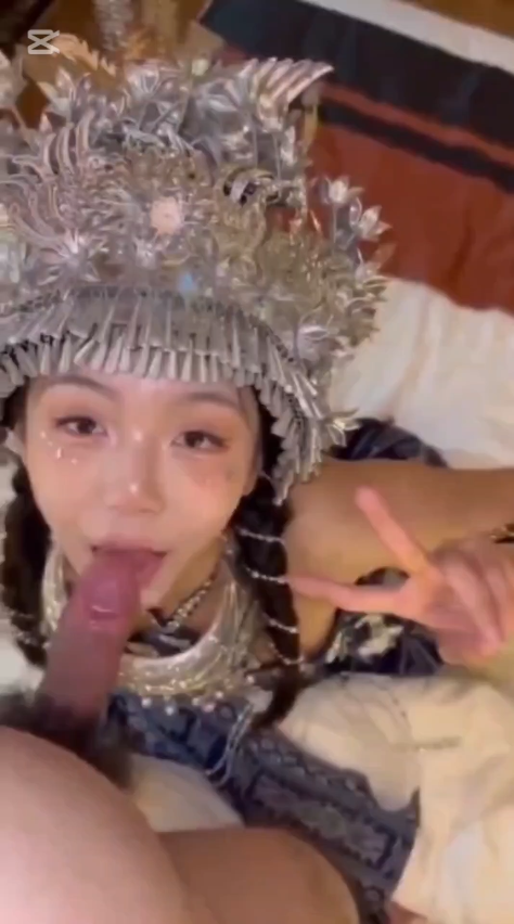 Tổng hợp xuất tinh vào miệng gái xinh