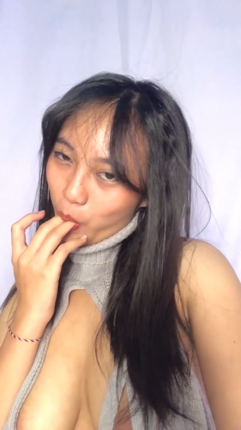 Meruchan. da ngăm, tự sướng với sextoy