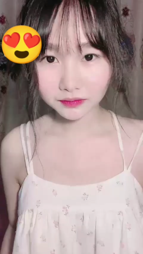 Em teen show móc bím