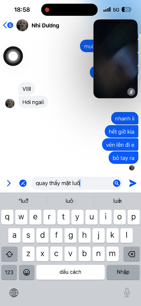 em gái