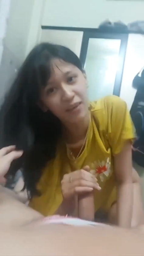 Em xinh non tơ, nhún quá sướng